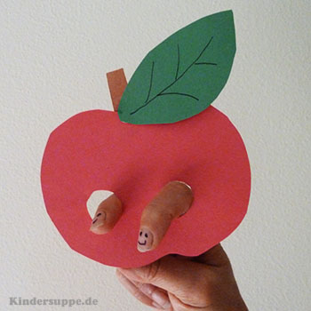 Apfelpuppe Bastelidee und Fingerspiel fur Kindergarten